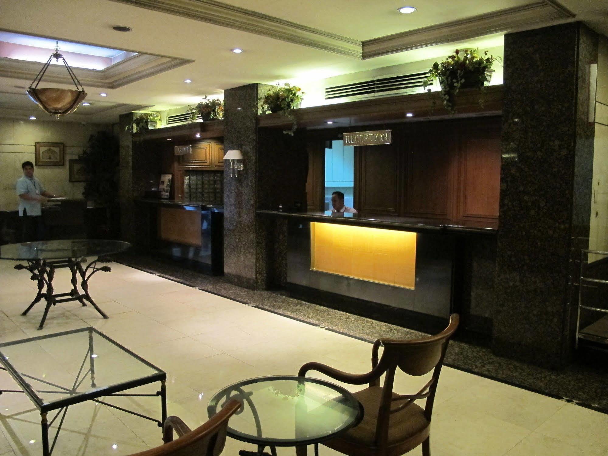 Mabini Mansion Hotel & Residential Suites Manila Exterior photo